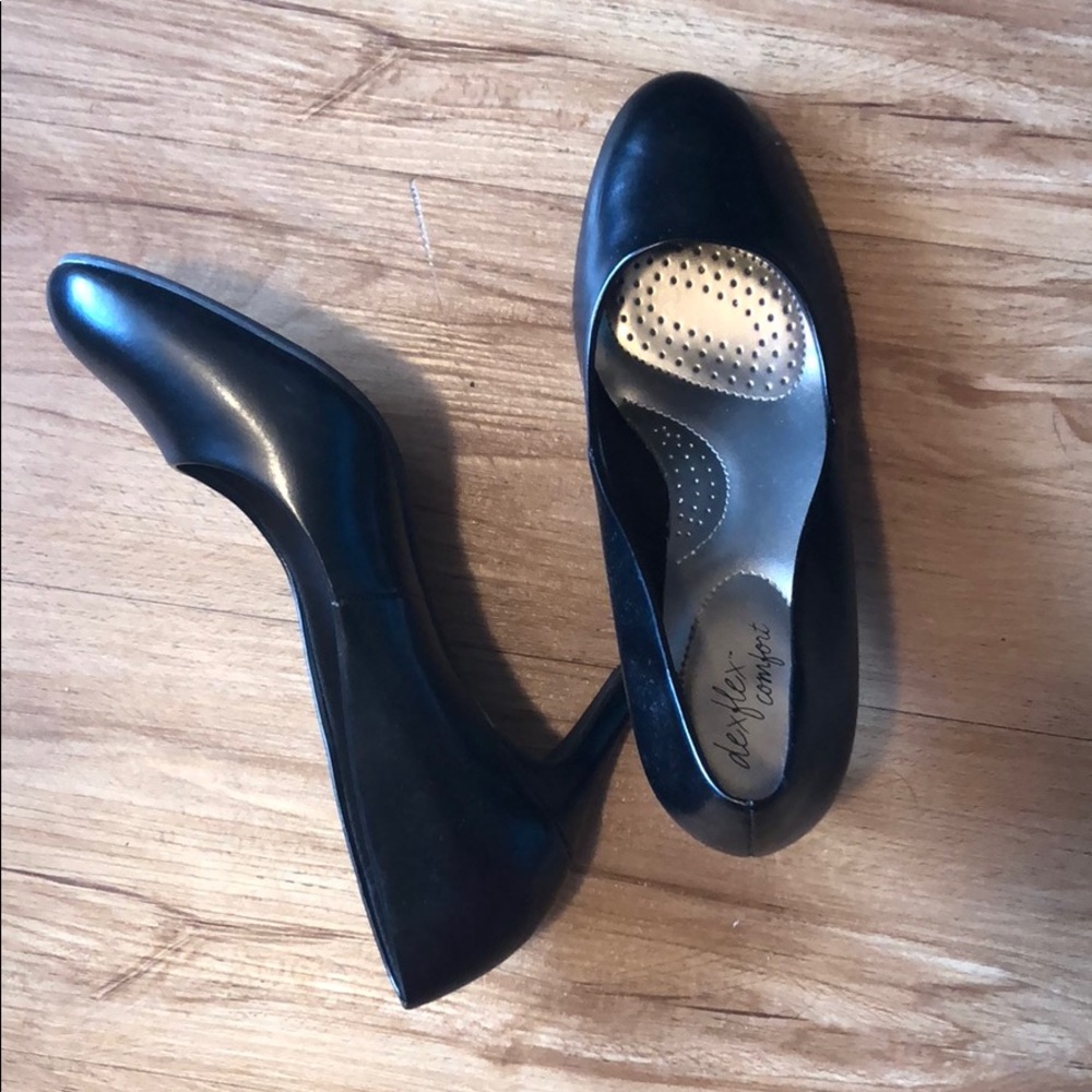 Dexflex comfort plus black heels 7W